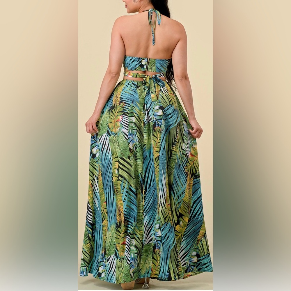 Tropical-print maxi dress. O-ring cut out. The Sang Clothing. Halter V-neck. M - Picture 3 of 15
